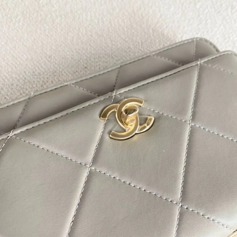 Chanel Women Pre-Loved Bag Very Good Condition